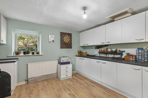 Photo 25- click for photo gallery